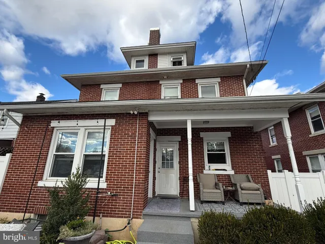 $465,000 | 310 West Caracas Avenue, Hershey, PA 17033