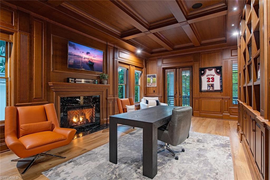 140 3rd Avenue South Naples, FL 34102 - Photo 15 of 46