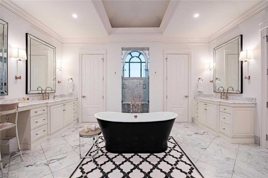 140 3rd Avenue South Naples, FL 34102 - Photo 28 of 46