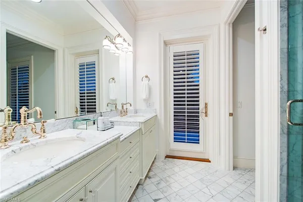$13,950,000 | 140 3rd Avenue South, Naples, FL 34102