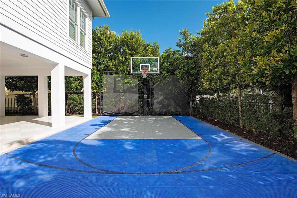 140 3rd Avenue South Naples, FL 34102 - Photo 41 of 46