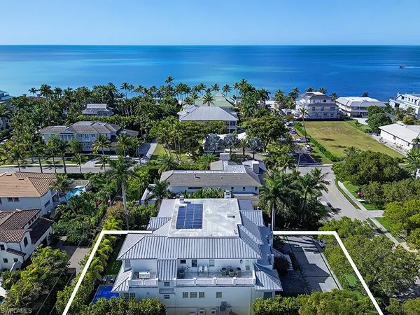 $13,950,000 | 140 3rd Avenue South, Naples, FL 34102