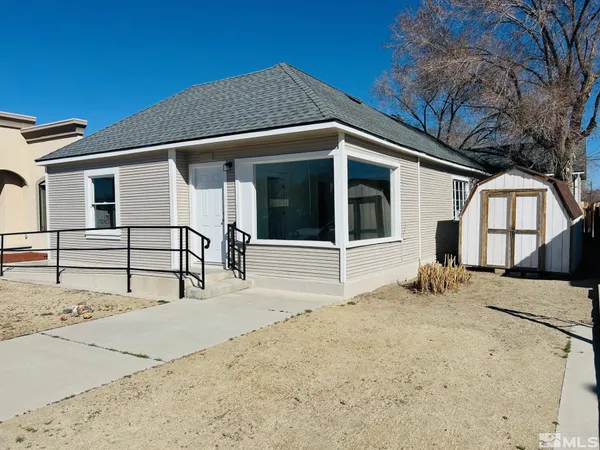 $299,999 | 627 South Maine Street, Fallon, NV 89406