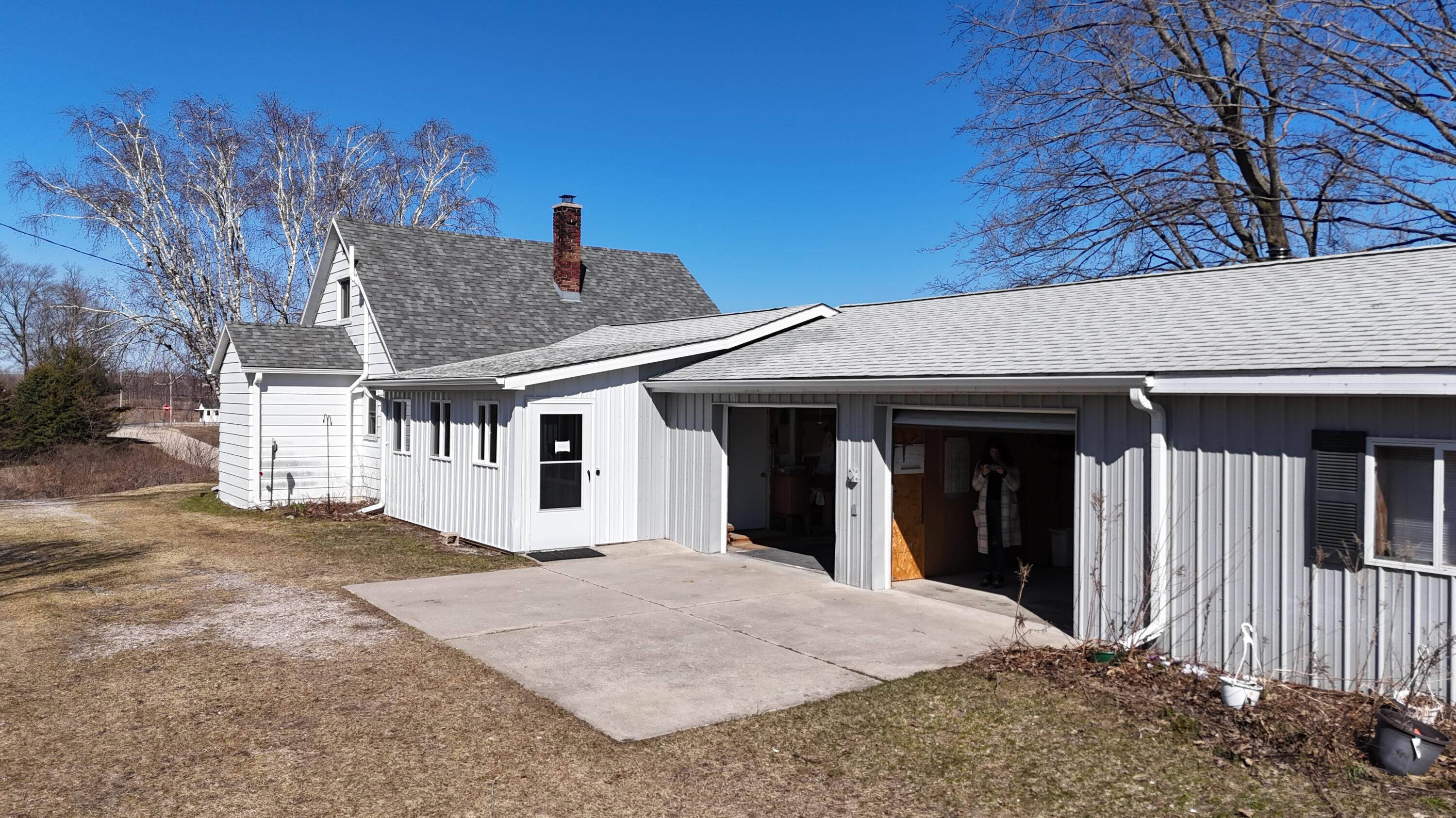 2378 Carroll Road Traverse City, MI 49686 - Photo 5 of 67 2378 Carroll Rd