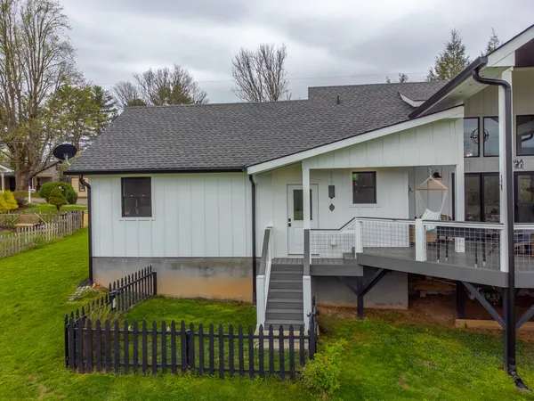 $549,000 | 101 Mill Street, Hayesville, NC 28904