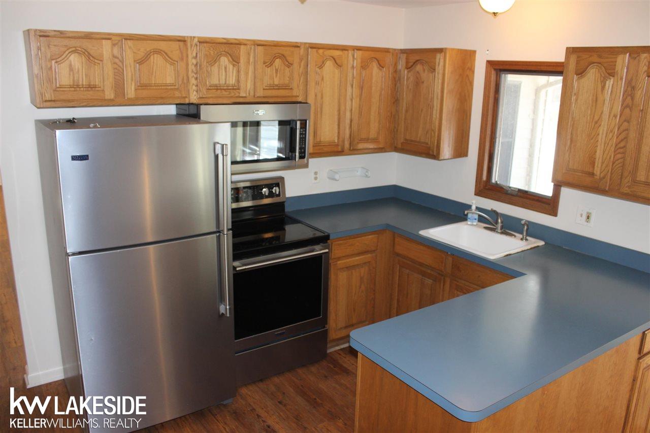 60455 Mt Vernon Road Rochester, MI 48306 - Photo 13 of 25