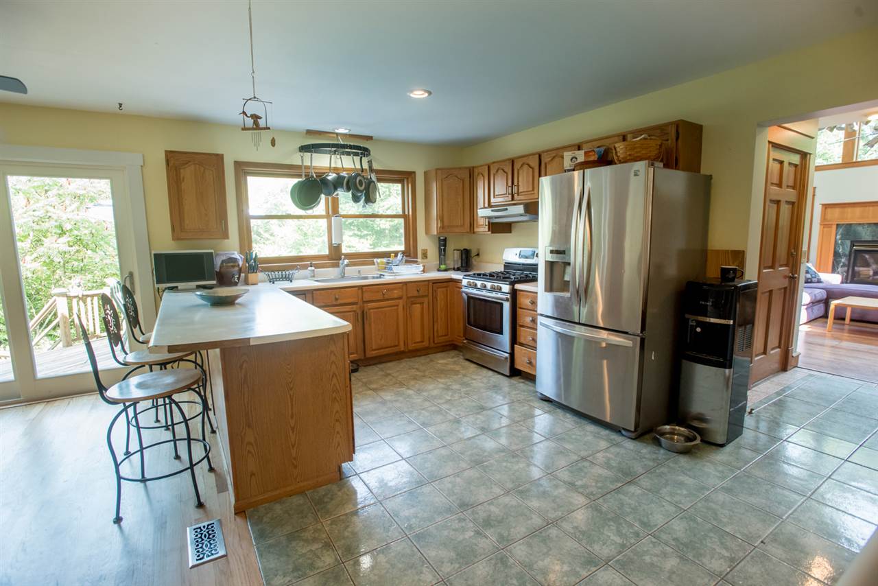 331 Hidden Pastures Road Hinesburg, VT 05461 - Photo 10 of 36 Gallery Image 10