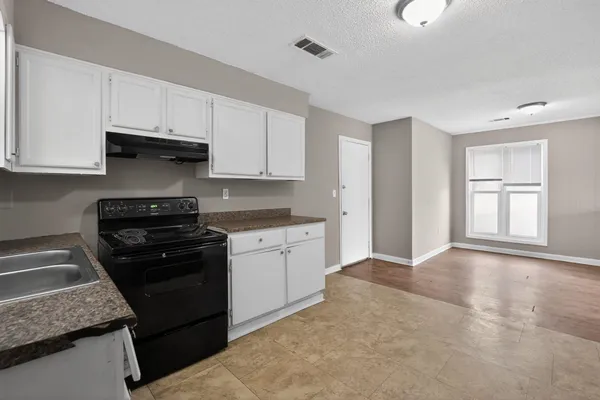 $89,900 | 4177 University Street, Memphis, TN 38127