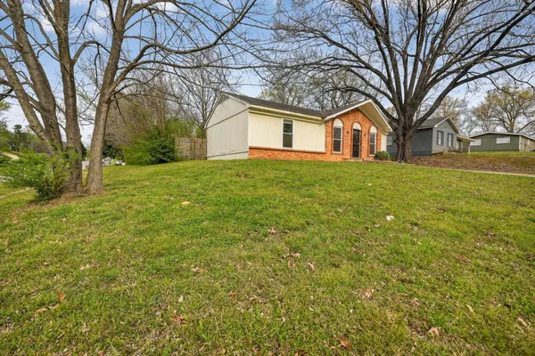 $89,900 | 4177 University Street, Memphis, TN 38127