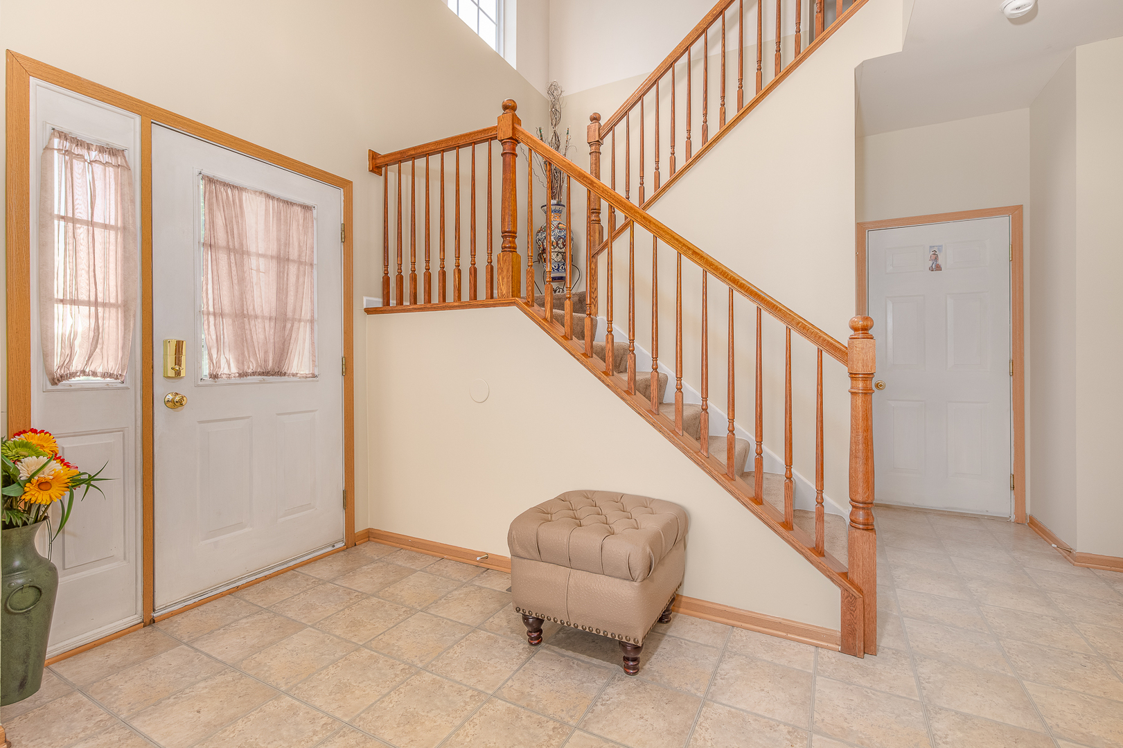 1902 Crestview Circle, Unit 1902 Romeoville, IL 60446 - Photo 7 of 32 a view of livingroom with furniture