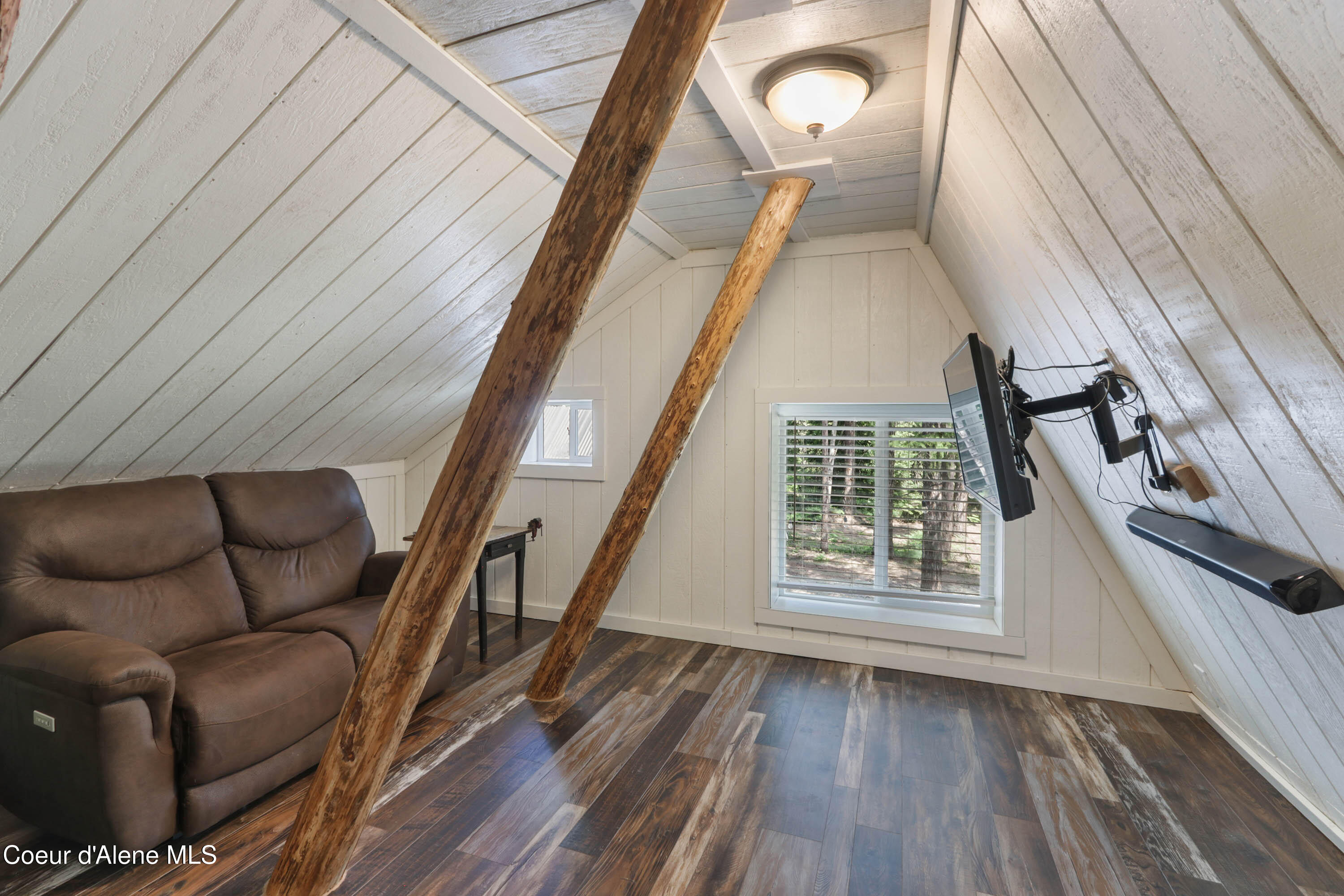 475 Dry Creek Road Clark Fork, ID 83811 - Photo 18 of 53 Bedroom1