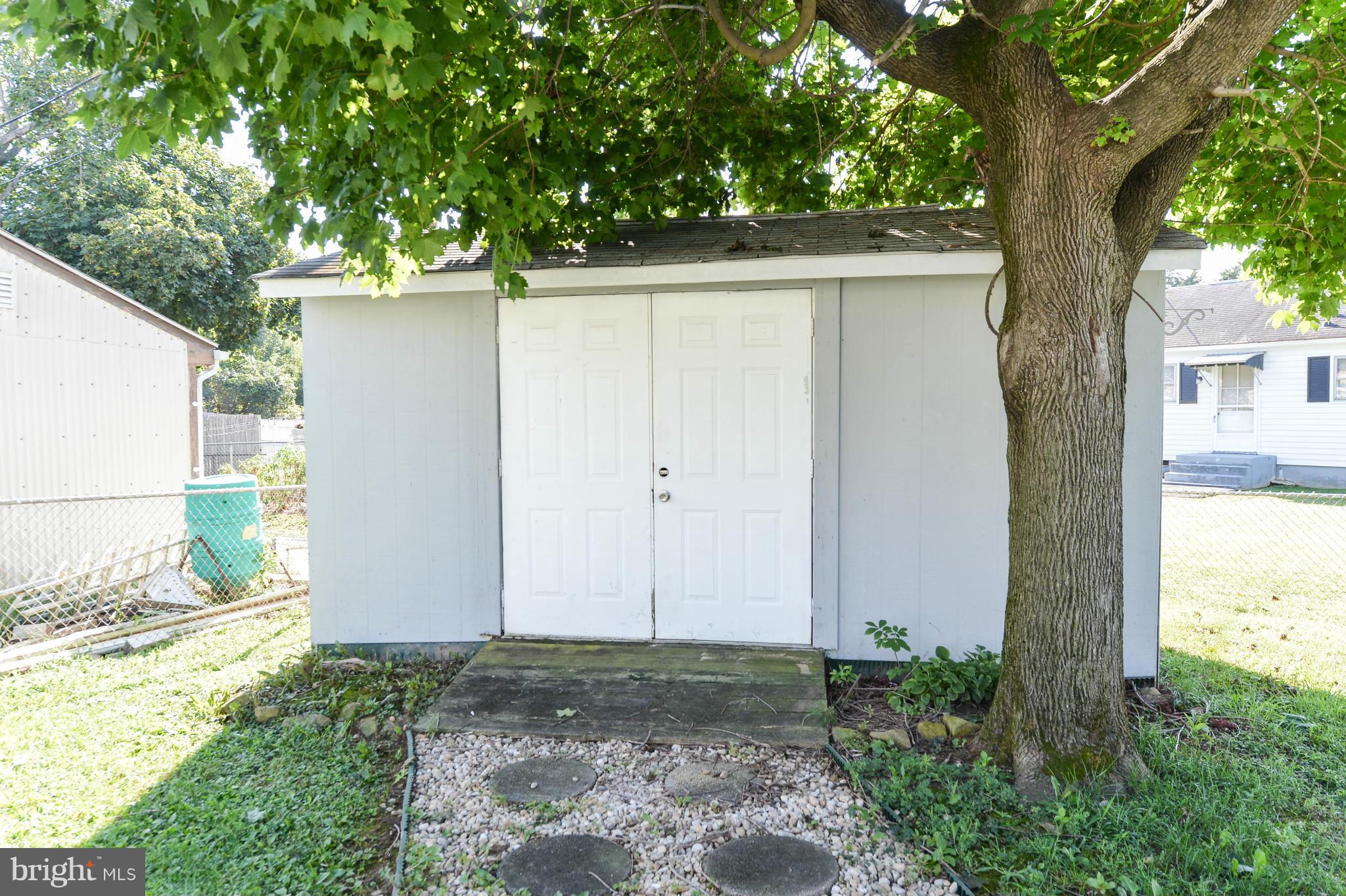 100 Friendship Road Elkton, MD 21921 - Photo 17 of 20 Large shed