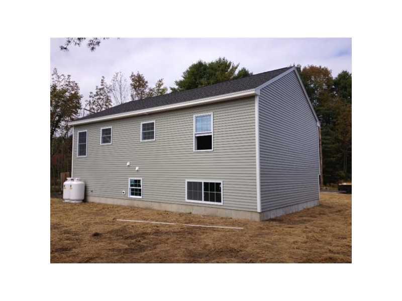 21 Barnes Road Windham, ME 04062 - Photo 2 of 2 Exterior Back.