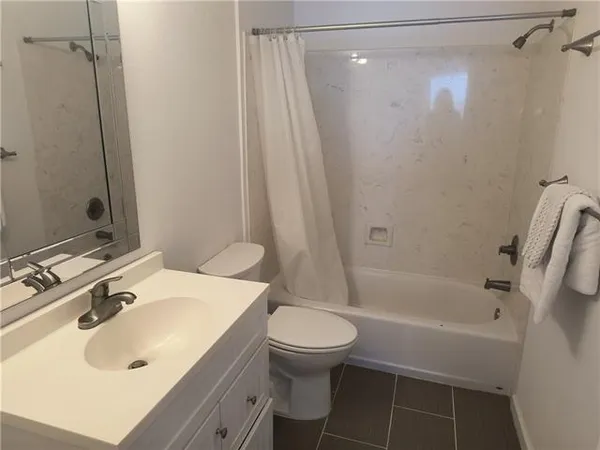 $135,000 | 1244 Harbor Drive, Unit 210, Slidell, LA 70458