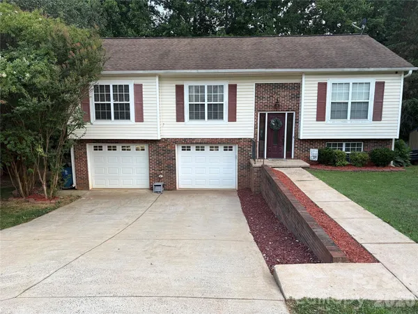 $334,900 | 3105 Kay Street, Conover, NC 28613
