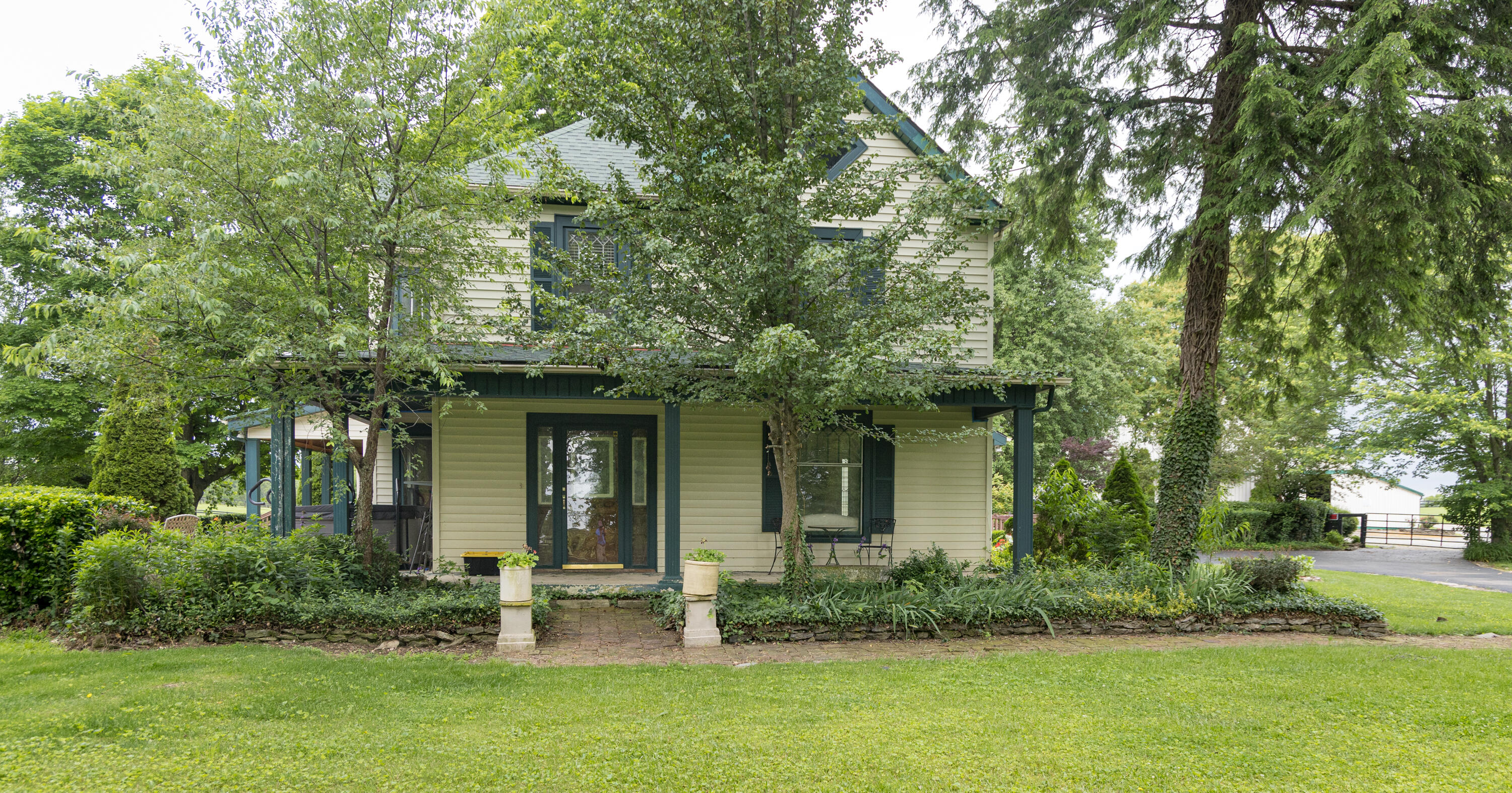 1013-1027 Hill Road Paris, KY 40361 - Photo 6 of 57 24_0524_Hill Rd_mw-20