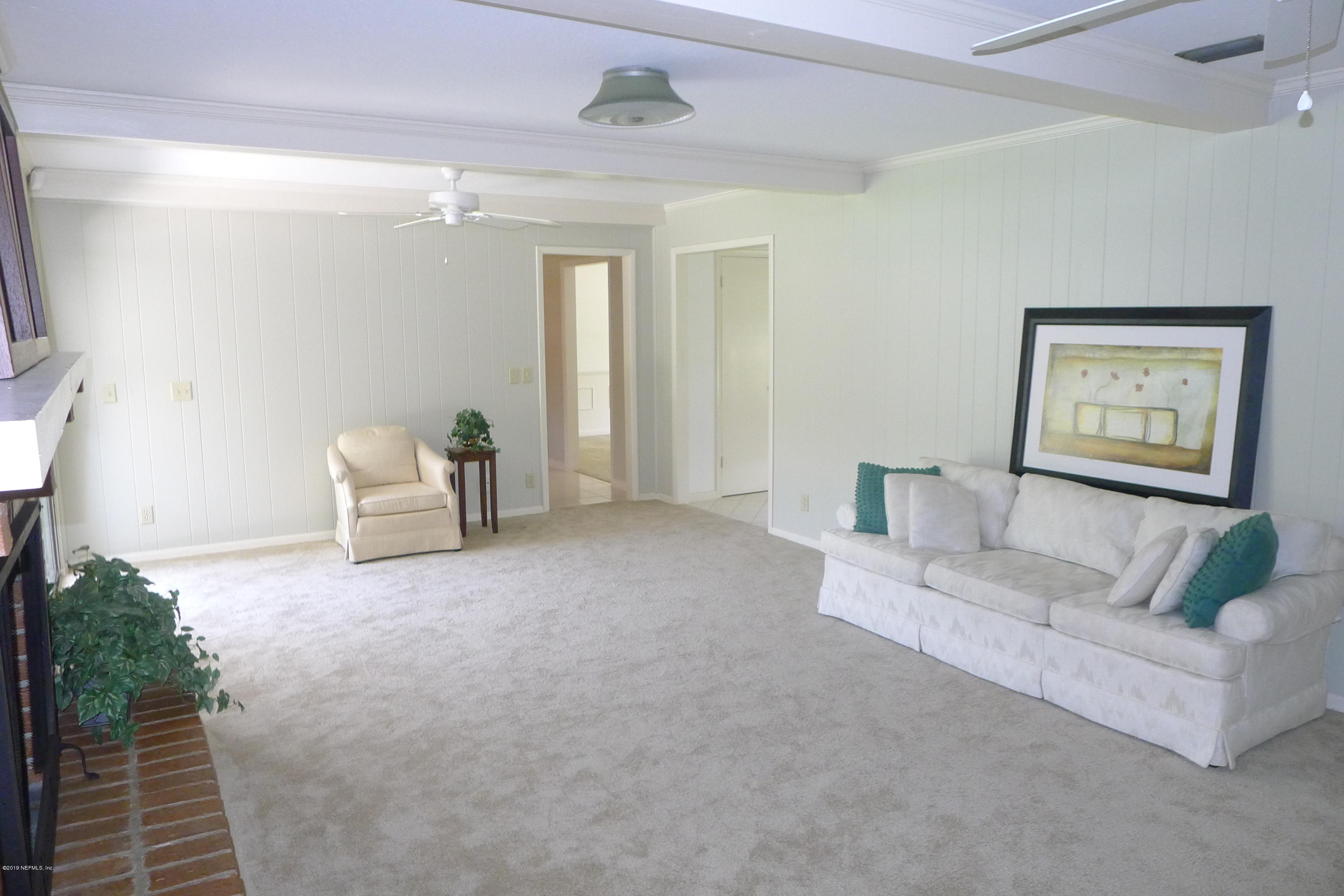 1060 Lido Road Jacksonville, FL 32216 - Photo 13 of 37 family room with beamed ceilings