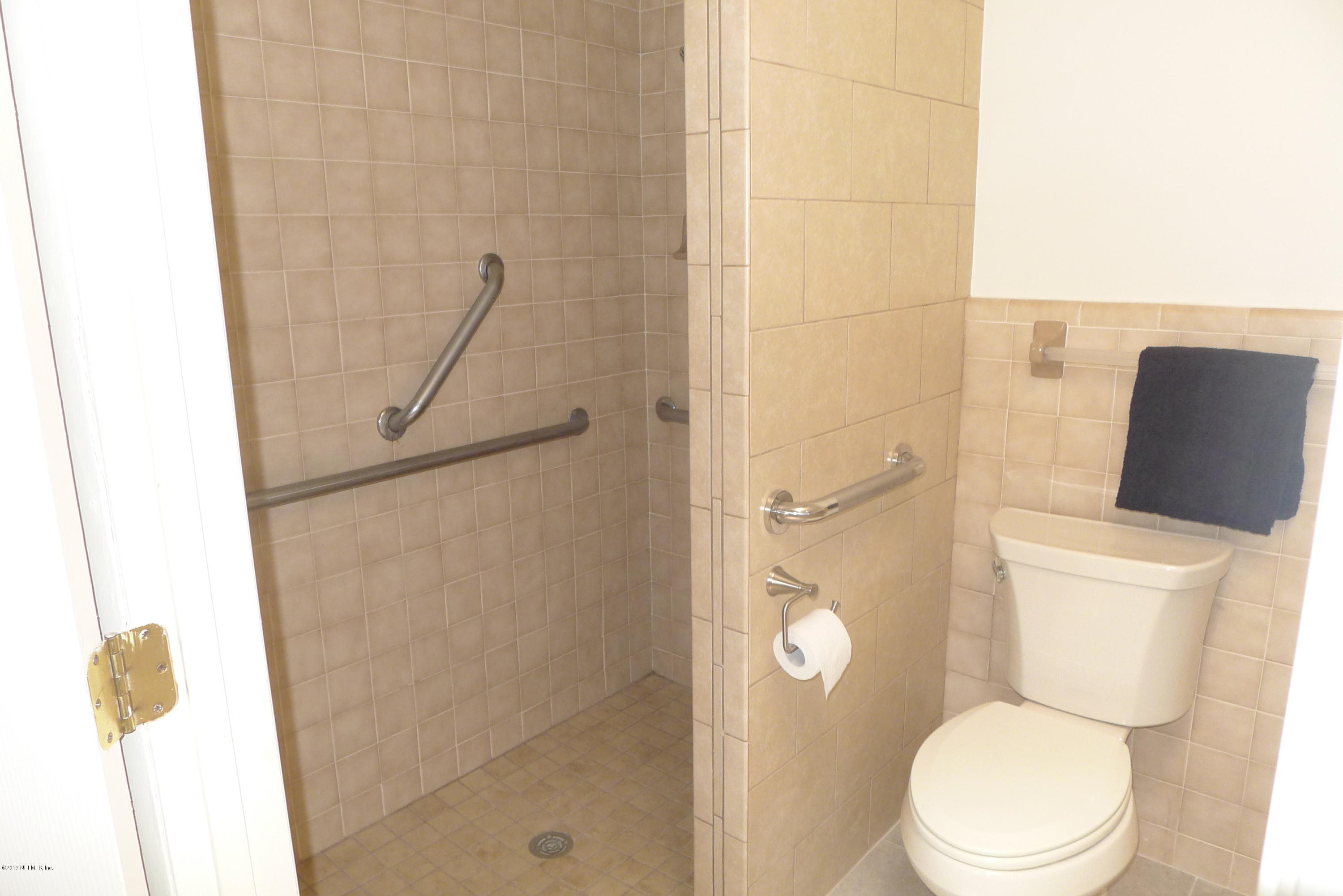 1060 Lido Road Jacksonville, FL 32216 - Photo 25 of 37 2nd master bath