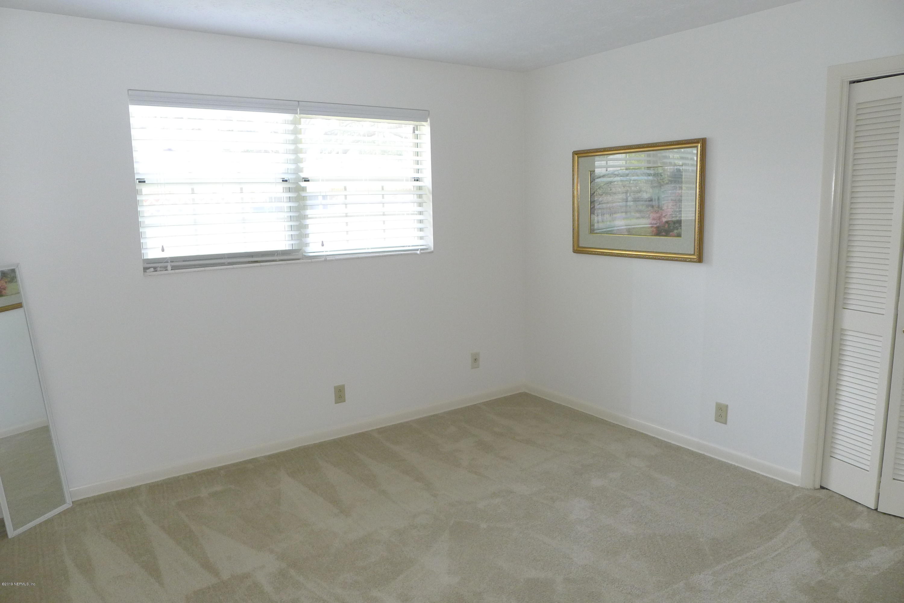 1060 Lido Road Jacksonville, FL 32216 - Photo 26 of 37 spacious third bedroom