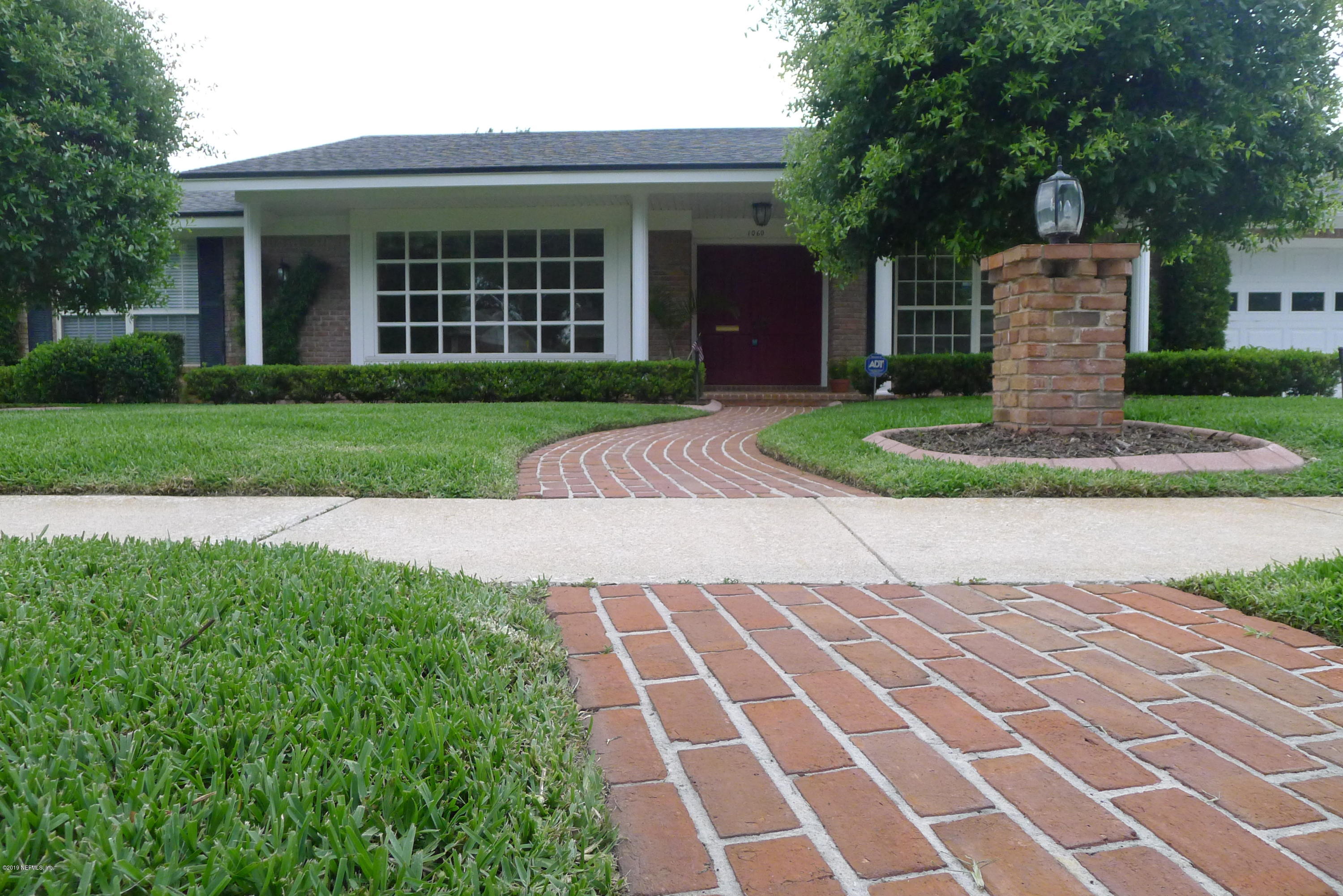 1060 Lido Road Jacksonville, FL 32216 - Photo 6 of 37 beautiful brick walkway