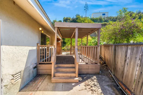 a view of outdoor space