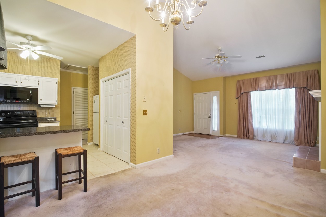 2001 Roderick Circle Franklin, TN 37064 - Photo 11 of 27 Gallery Image 11