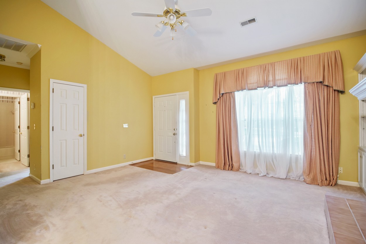 2001 Roderick Circle Franklin, TN 37064 - Photo 6 of 27 Gallery Image 6
