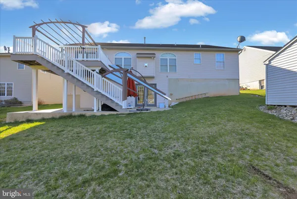 $449,900 | 18 Bowes Lane, Reading, PA 19606