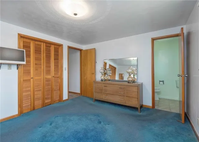 a view of room with closet area