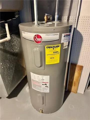 $282,500 | 90 Veltri Drive, Washington, PA 15301