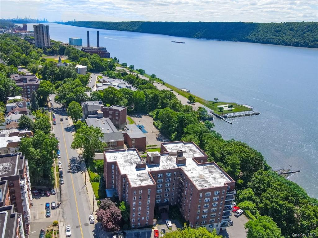 615 Warburton Avenue, Unit 6L, Yonkers, NY 10701 Compass