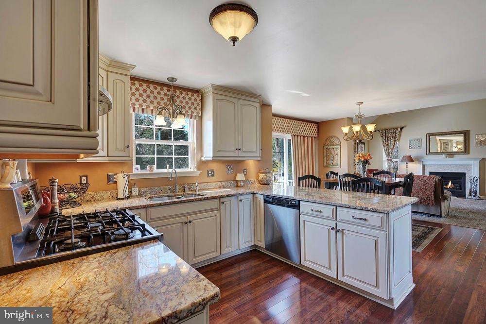 133 Swordfish Road Manahawkin, NJ 08050 - Photo 18 of 46