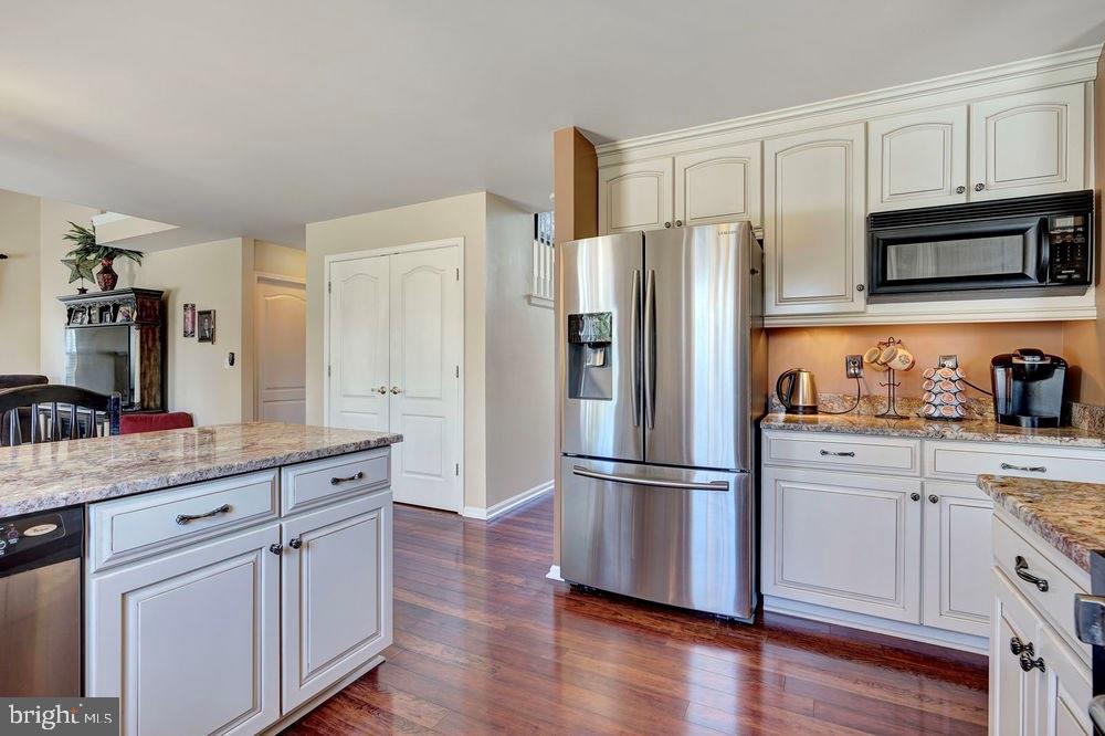 133 Swordfish Road Manahawkin, NJ 08050 - Photo 21 of 46