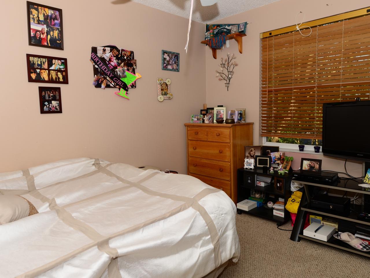 1027 Aviary Road Wellington, FL 33414 - Photo 13 of 16 gbed1