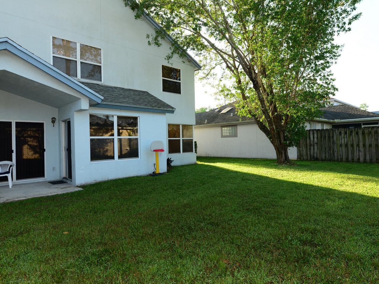 1027 Aviary Road Wellington, FL 33414 - Photo 16 of 16 backyard2