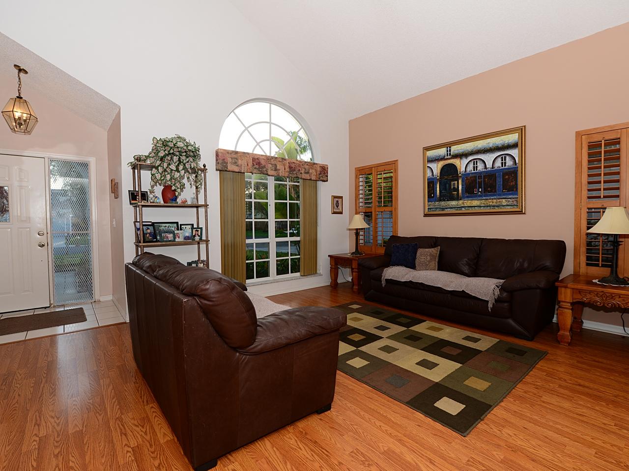 1027 Aviary Road Wellington, FL 33414 - Photo 3 of 16 lr