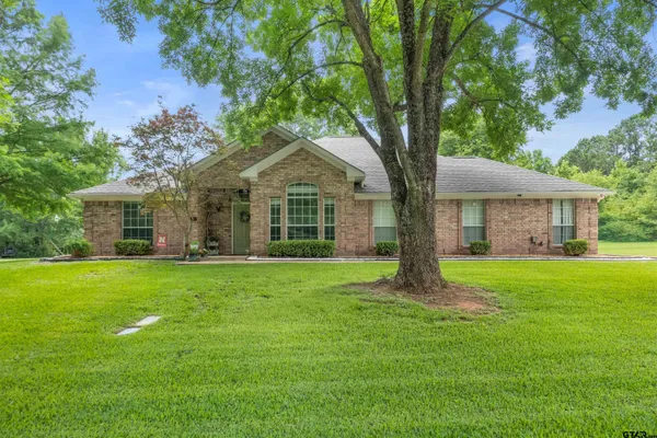 $369,900 | 2005 Ventureview Street, Palestine, TX 75803