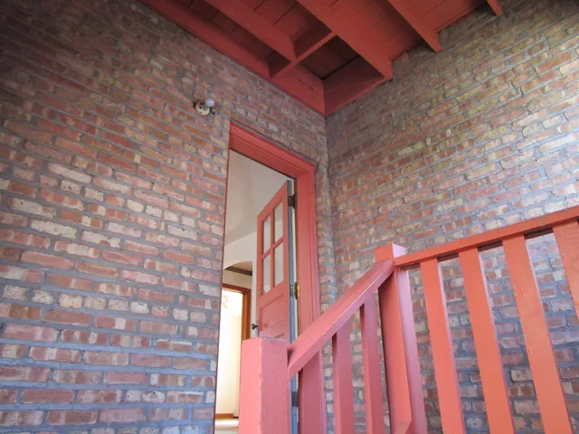 $183,000 | 942 Bellwood Avenue, Bellwood, IL 60104