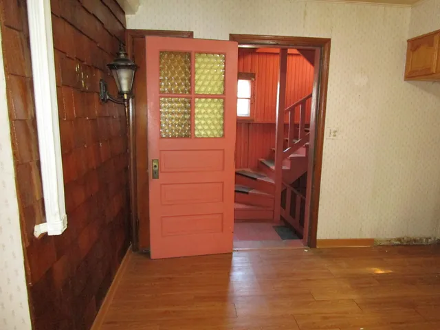 $183,000 | 942 Bellwood Avenue, Bellwood, IL 60104