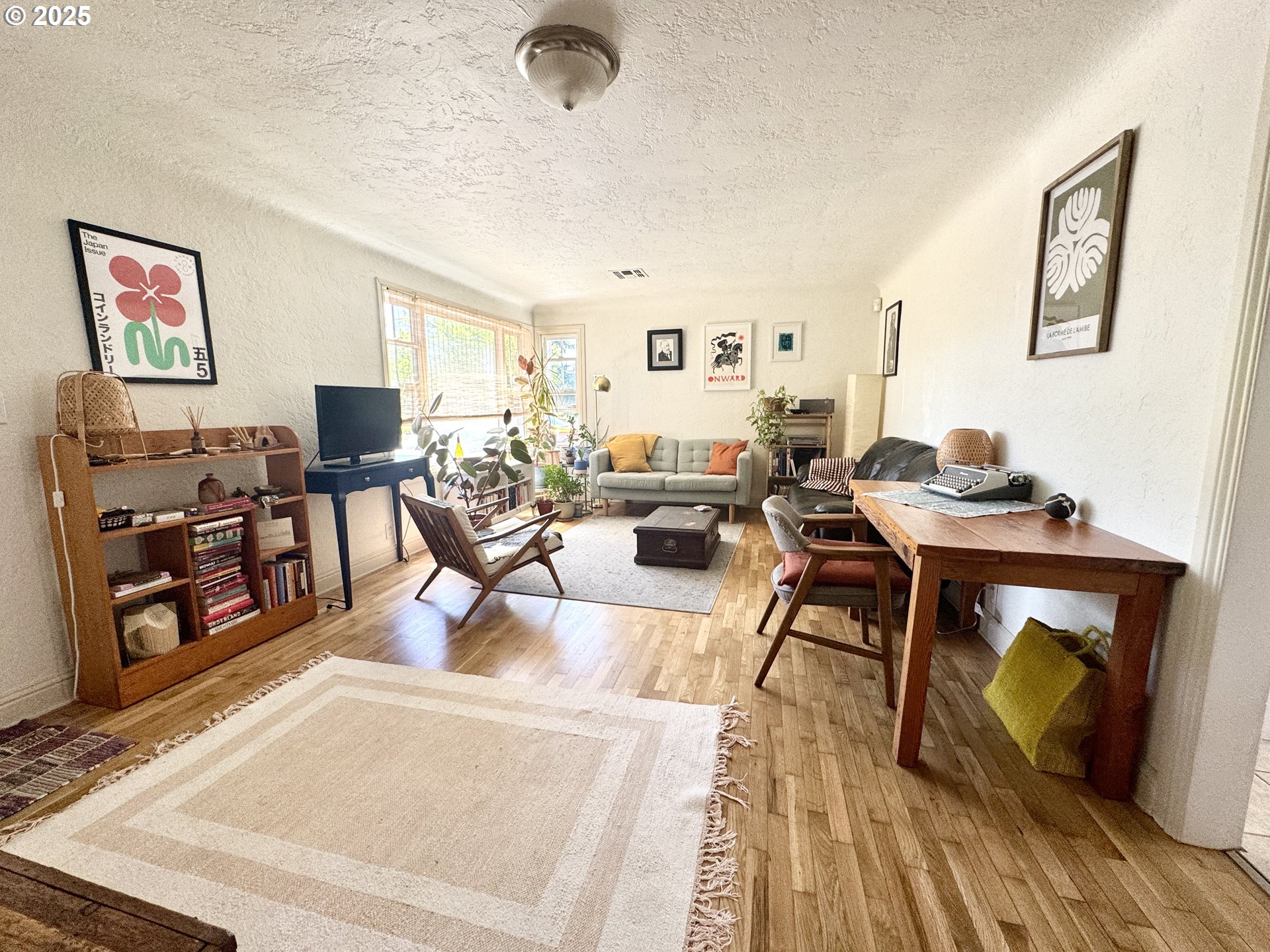 3345 Bell Avenue Eugene, OR 97402 - Photo 2 of 31