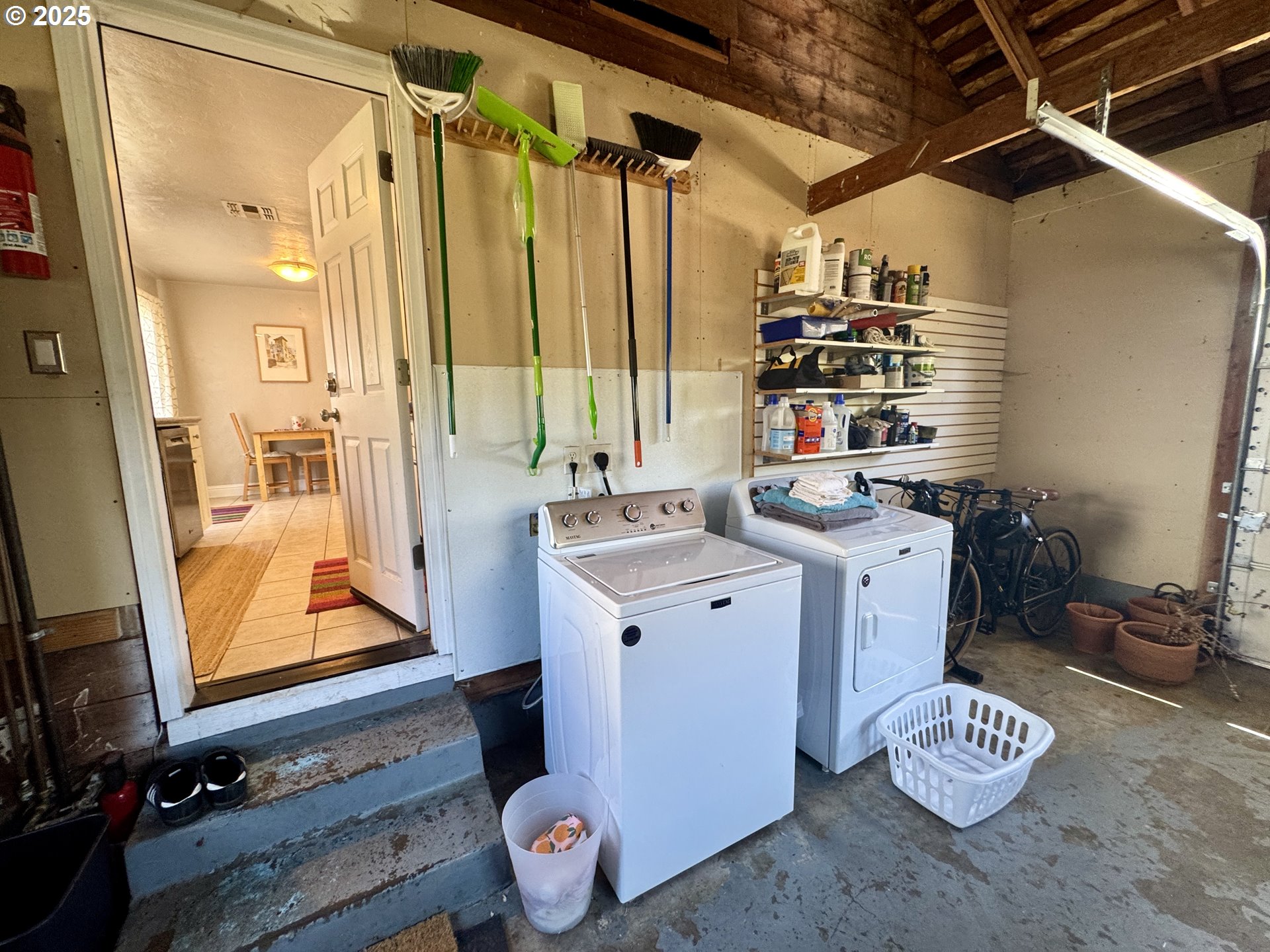 3345 Bell Avenue Eugene, OR 97402 - Photo 10 of 31