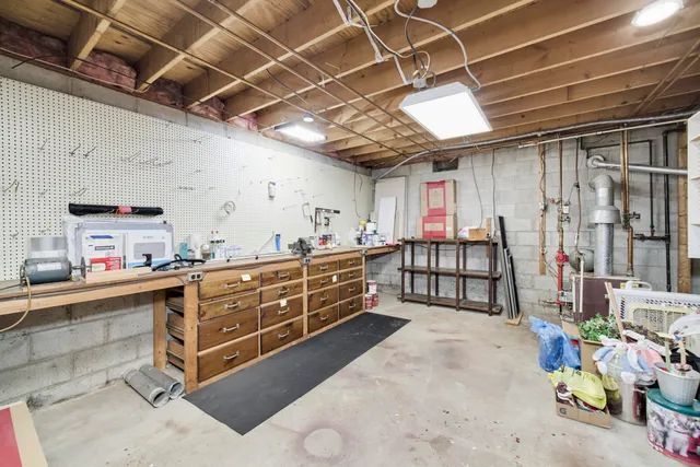 $329,900 | 938 18th Street, Manistee, MI 49660