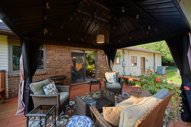 $329,900 | 938 18th Street, Manistee, MI 49660