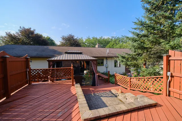 $329,900 | 938 18th Street, Manistee, MI 49660