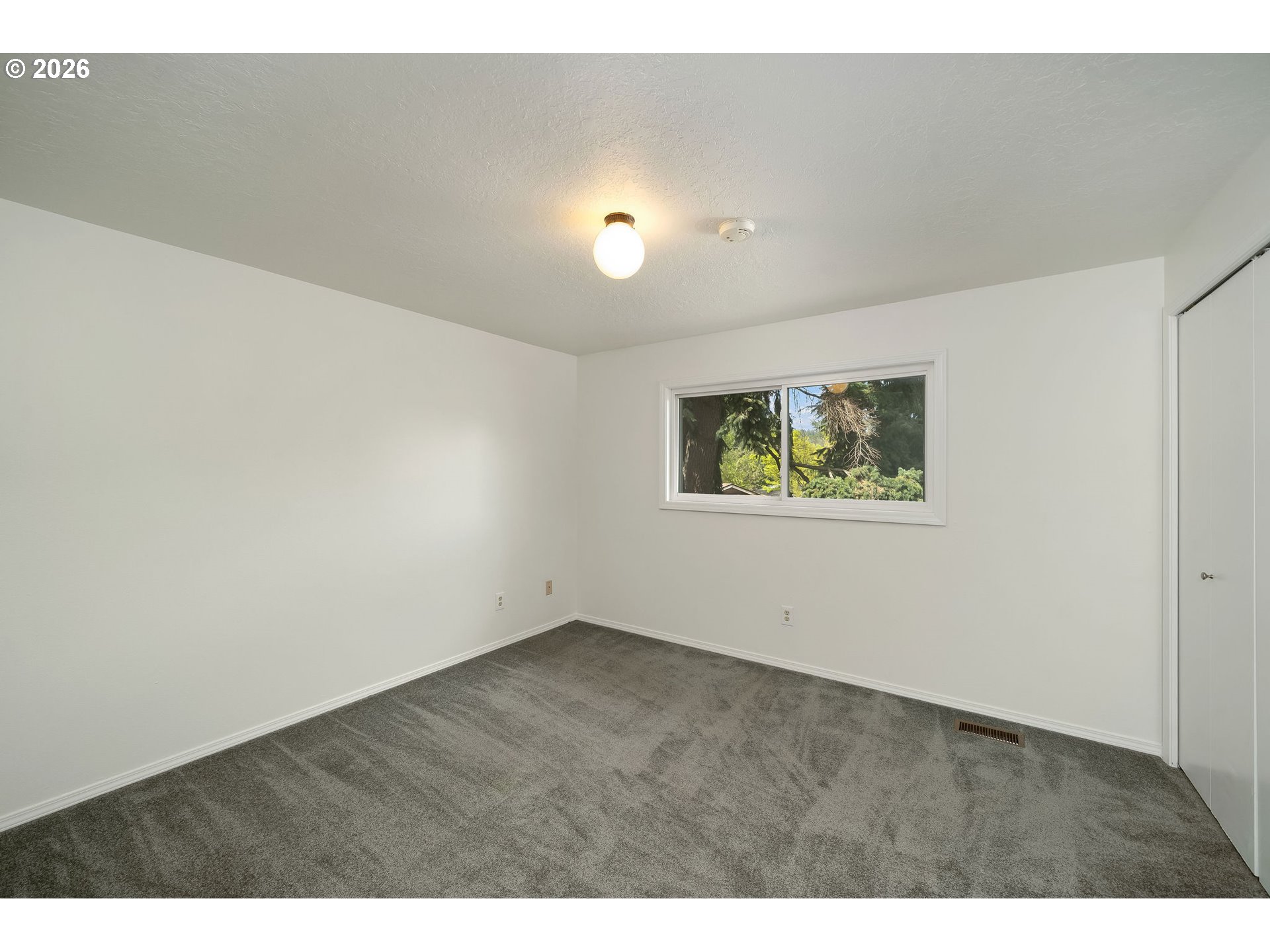 7960 Southwest Barnard Drive Beaverton, OR 97007 - Photo 26 of 41