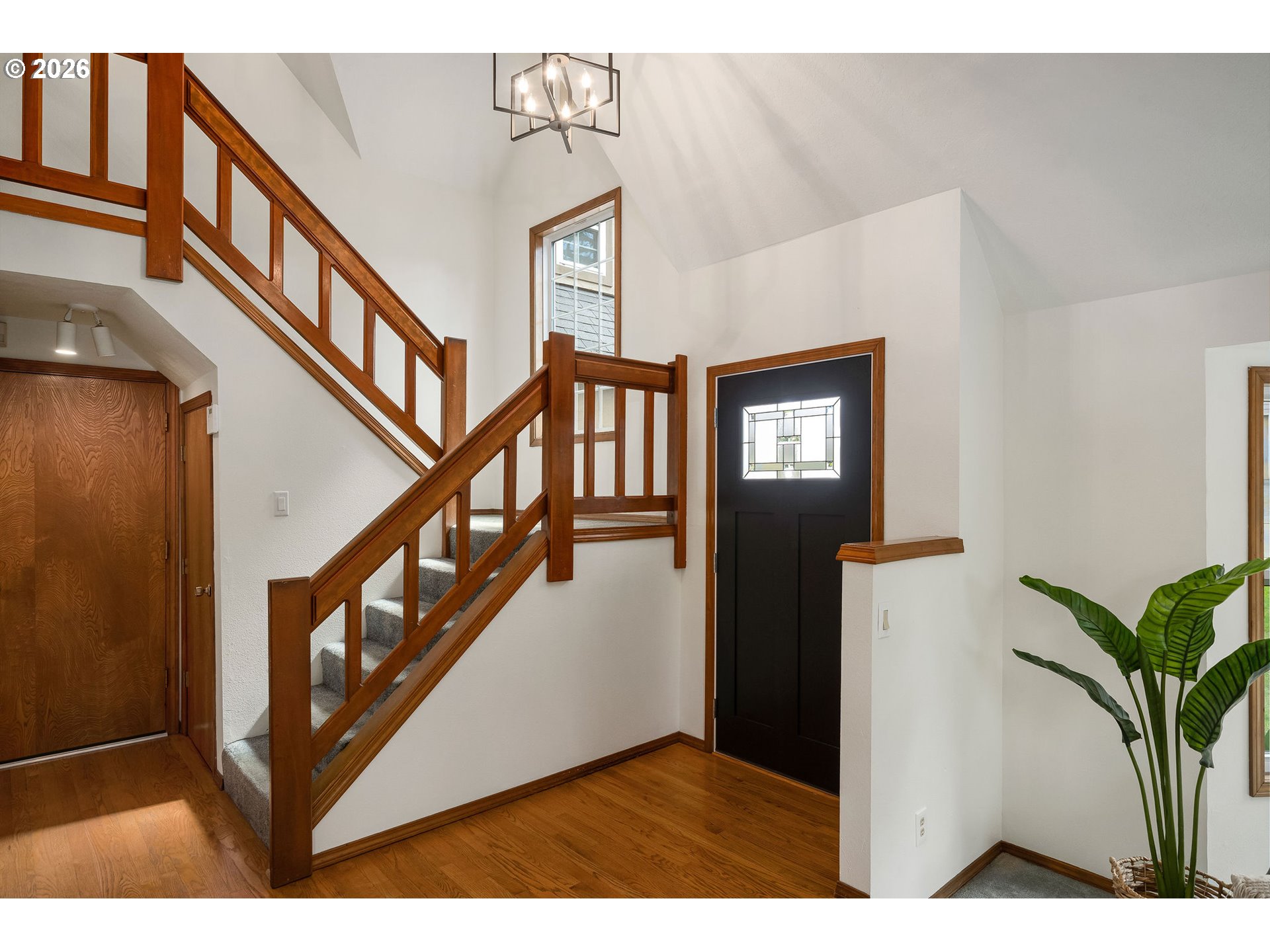 7960 Southwest Barnard Drive Beaverton, OR 97007 - Photo 3 of 41