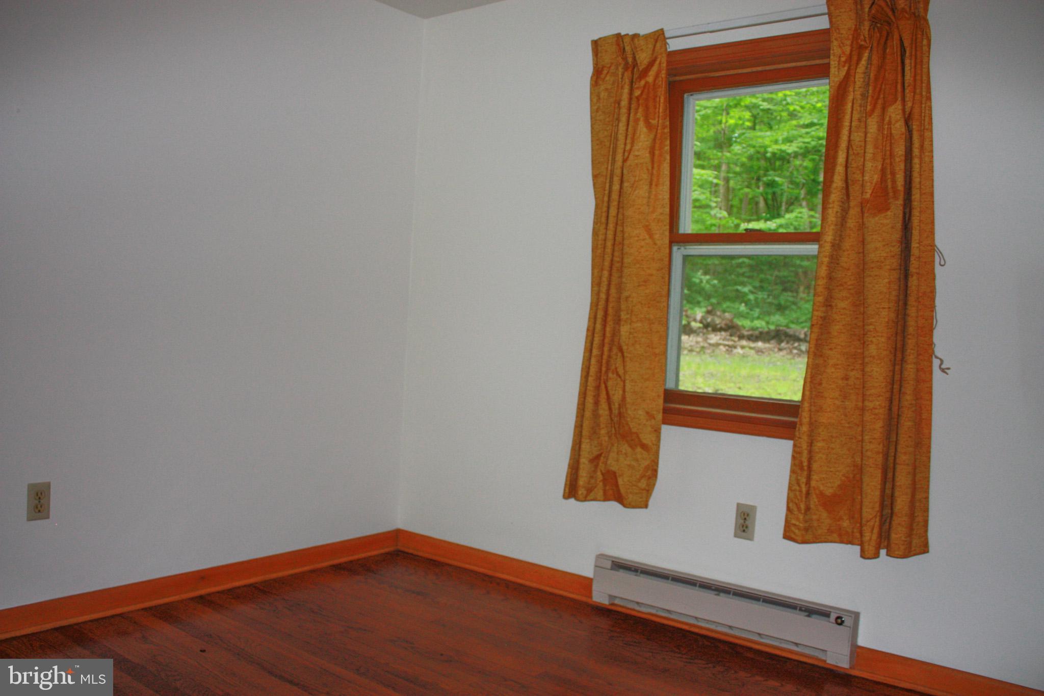 1024 Skymount Road Green Lane, PA 18054 - Photo 11 of 19 Gallery Image 11