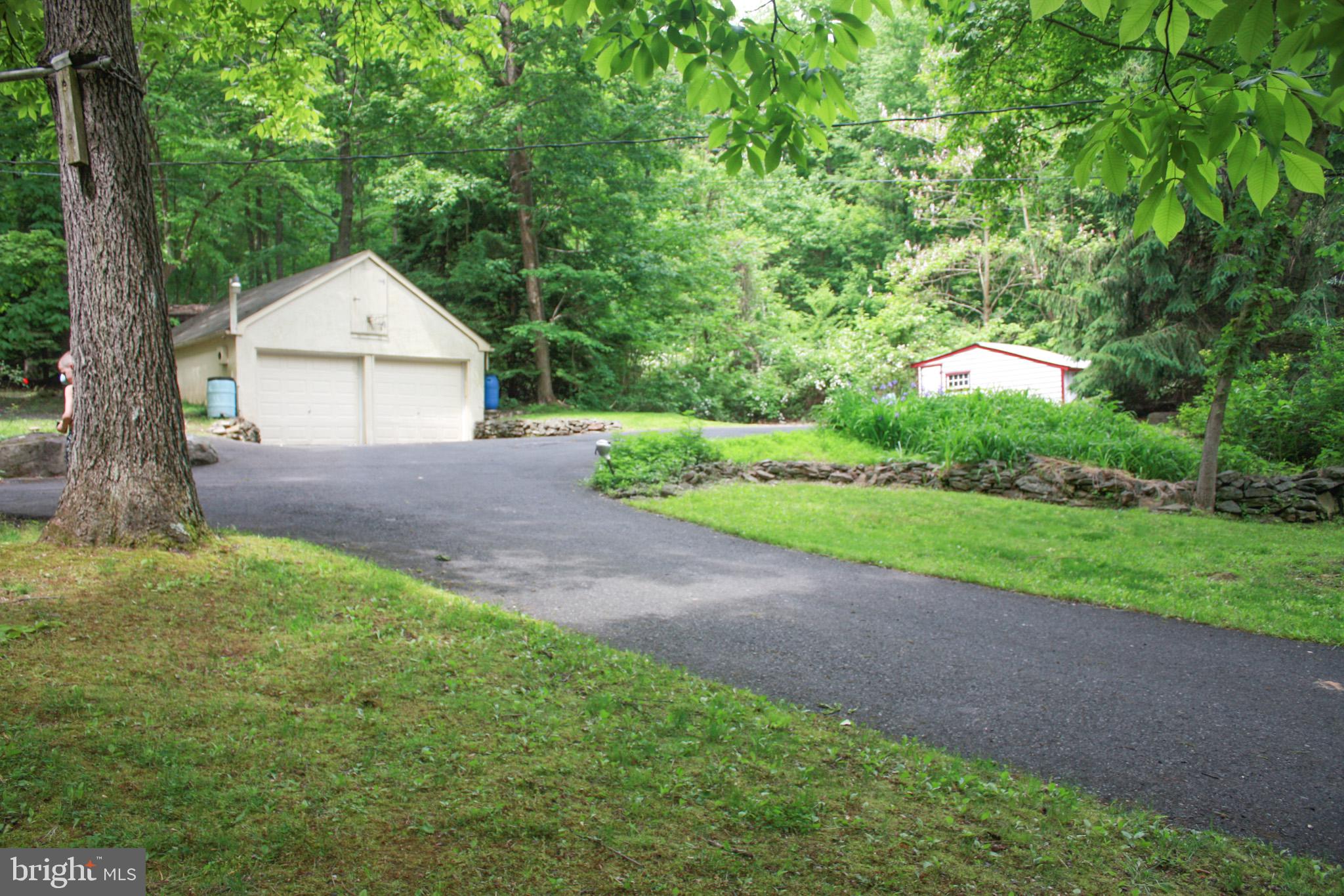 1024 Skymount Road Green Lane, PA 18054 - Photo 17 of 19 Gallery Image 17