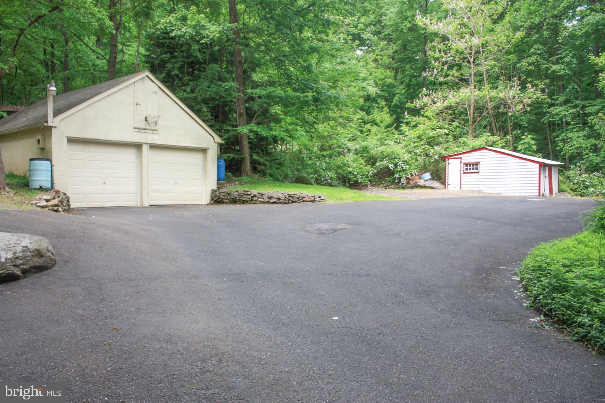 1024 Skymount Road Green Lane, PA 18054 - Photo 18 of 19 Gallery Image 18