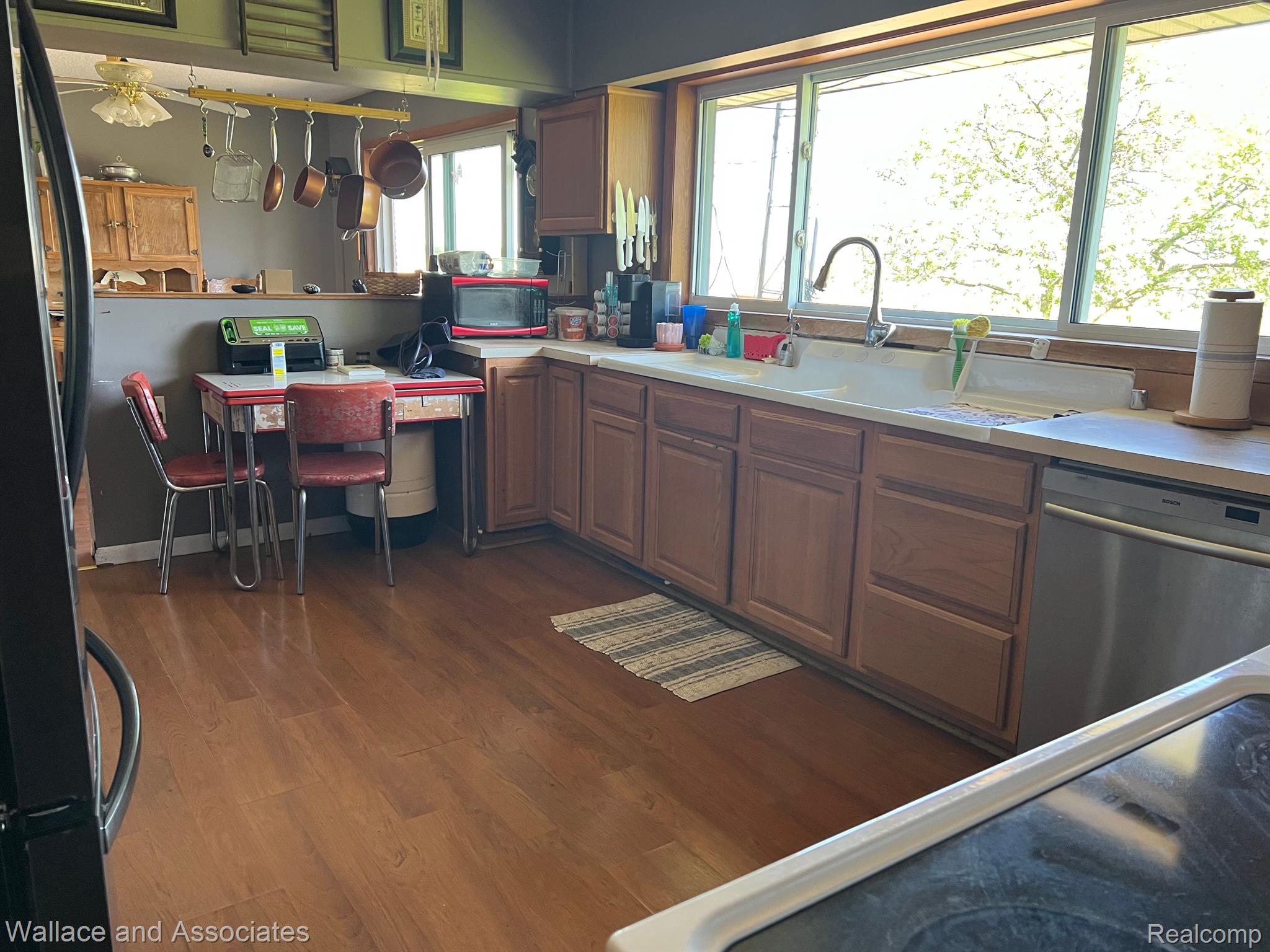 2347 West Harrington Road Croswell, MI 48422 - Photo 12 of 36 Kitchen